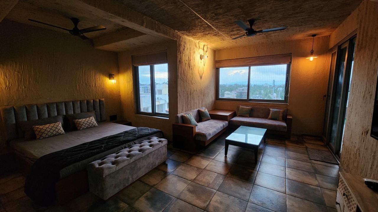 Revanta Studio Flat Kolhapur Dış mekan fotoğraf